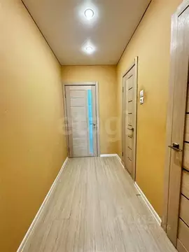 2-к кв. Калмыкия, Элиста 7-й мкр, 5к2 (55.4 м)