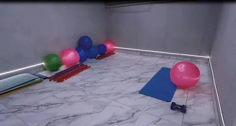 Помещение свободного назначения в Краснодарский край, Анапа 12-й мкр, ...