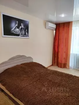 1-к кв. Удмуртия, Сарапул ул. Ефима Колчина, 74 (30.0 м)