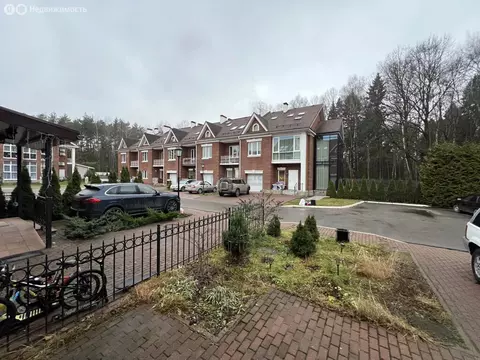 1к в -комнатной квартире ( м)