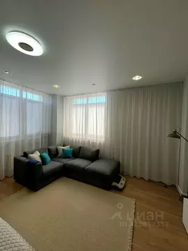 2-к кв. Красноярский край, Красноярск ул. Авиаторов, 45 (71.0 м)