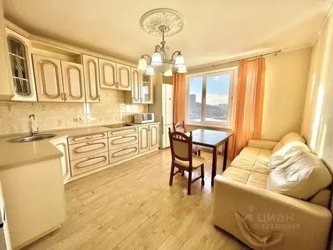 2-к кв. Свердловская область, Екатеринбург ул. Рощинская, 39Б (59.6 м)