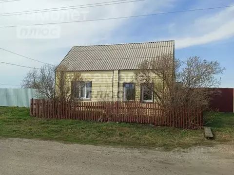 Дом в Курганская область, Половинский муниципальный округ, д. Дубровка ...