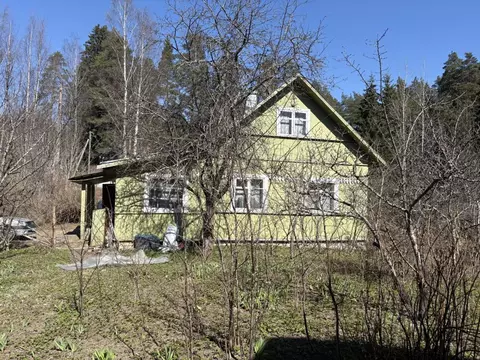 Дом в Ленинградская область, Выборгский район, Первомайское с/пос, ...