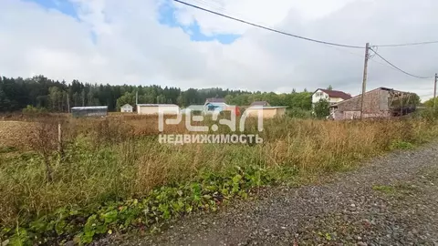 Участок в Ленинградская область, Гатчинский муниципальный округ, д. ...