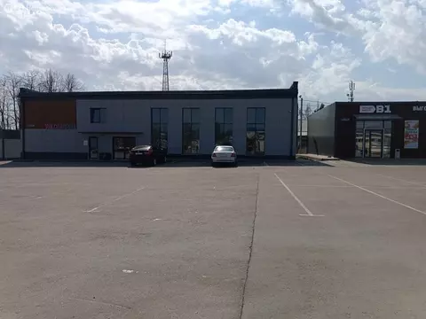 Торговая площадь (200 м)