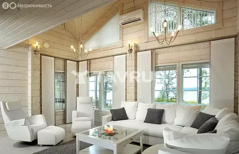 Дом в Добровское сельское поселение, село Краснолесье, Ежевичная ...