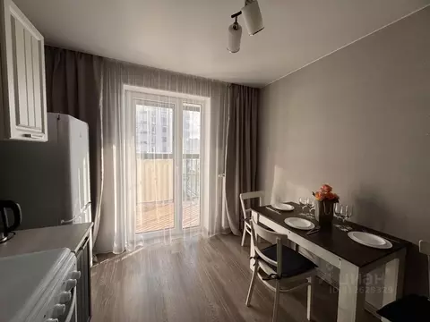 1-к кв. Тюменская область, Тюмень ул. Монтажников, 61 (35.0 м)