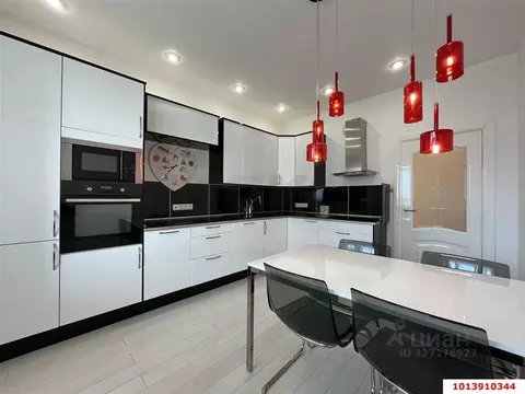 2-к кв. Краснодарский край, Краснодар Центральный мкр, ул. ...