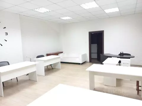 Офис в Самарская область, Тольятти ул. Дзержинского, 70 (38 м)