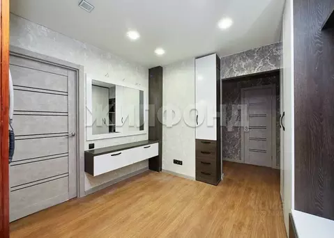 3-к кв. Новосибирская область, Новосибирск ул. Есенина, 8/1 (62.0 м)