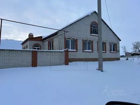 Дом в Белгородская область, Ракитянский район, Вышнепенское с/пос, с. ...