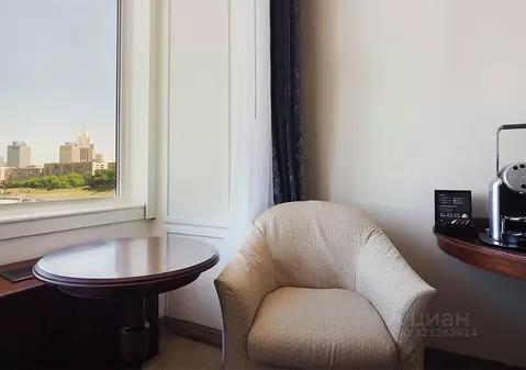 Комната Москва пл. Евразии, 2 (25.0 м)