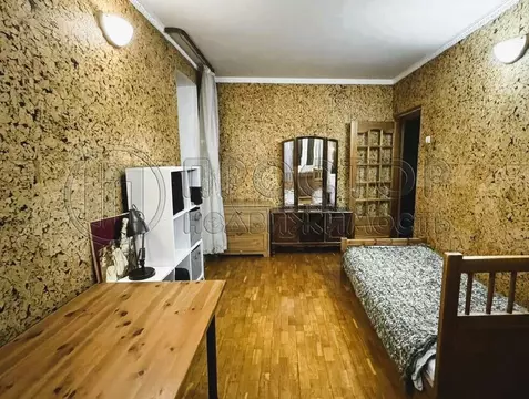 Продается 3-комнатная квартира