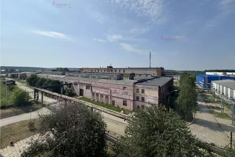 Производственное помещение в Свердловская область, Верхнее Дуброво пгт ...