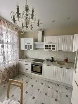 2-к кв. Татарстан, Казань ул. Баки Урманче, 8 (68.0 м)