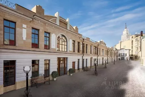 Офис в Москва Садовая-Черногрязская ул., 8С1 (1160 м)