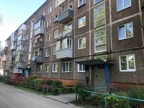 3-к кв. Омская область, Омск Заозерный мкр, ул. Бородина, 43 (59.1 м)