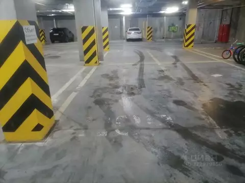 Гараж в Тюменская область, Тюмень проезд Ледниковый, 2 (13 м)