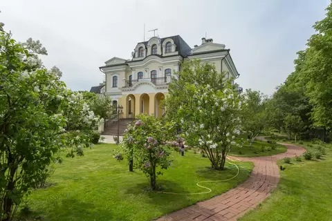 Дом в Московская область, Мытищи городской округ, пос. Вешки ул. ...