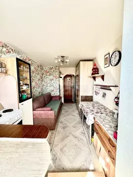 Студия Тюменская область, Тюмень ул. Газовиков, 18 (13.4 м)