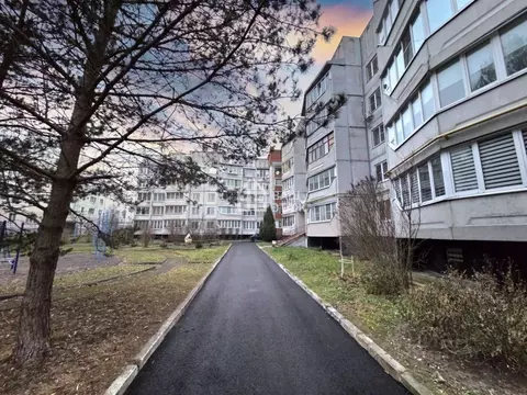 3-к кв. Калужская область, Калуга ш. Грабцевское, 81 (80.0 м)