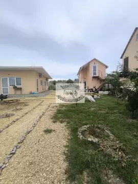 Дом в Крым, Сакский район, Новофедоровка пгт ул. Тимура Апакидзе, ...