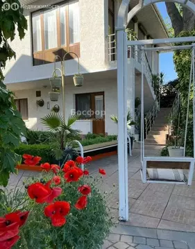 Дом в Феодосия, Профсоюзная улица (360 м)