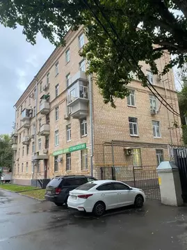 Продается 4-комнатная квартира