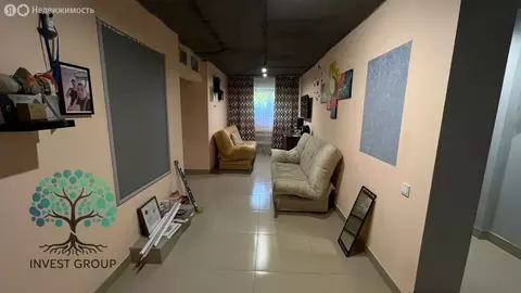 Торговая площадь (123 м)