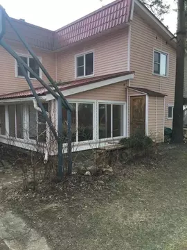 Дом в Ленинградская область, Гатчинский муниципальный округ, Вырица ...