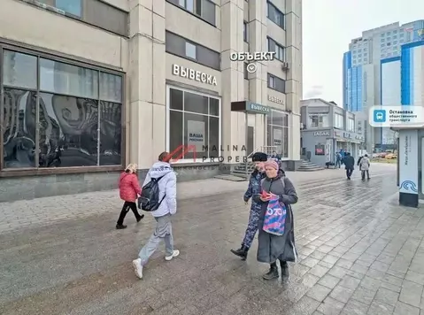 Торговая площадь в Москва Калужская пл., 1К1 (239 м)