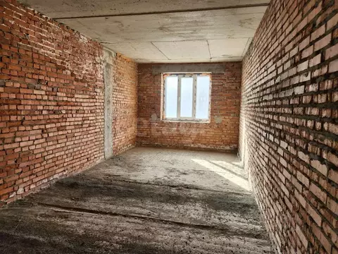 2-к кв. Северная Осетия, Владикавказ ул. Курсантов-Кировцев, 4А (82.6 ...