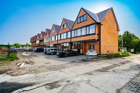 Таунхаус в Ленинградская область, Кириши ул. Нефтехимиков (150 м)