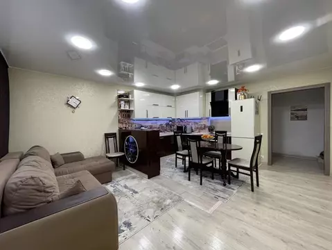 3-к кв. Челябинская область, Челябинск Университетская Набережная ул., ...