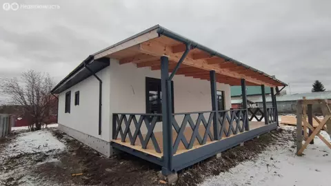 Дом в Свердловская область, Белоярский муниципальный округ, деревня ...