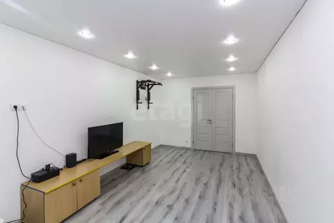 4-к кв. Тюменская область, Тюмень Заречный проезд, 31 (83.0 м)