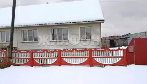 Дом в Ивановская область, Пучежский район, Мортковское с/пос, с. ...