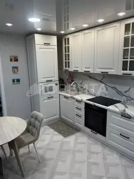 3-к кв. Тюменская область, Тюмень Заречный проезд, 6к2 (72.4 м)