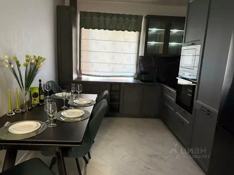 3-к кв. Хакасия, Абакан ул. Генерала Тихонова, 6 (90.0 м)