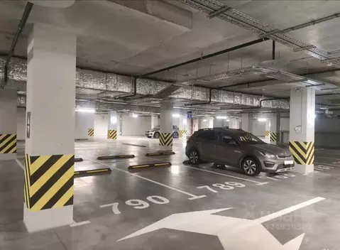 Гараж в Москва бул. Братьев Весниных, 1 (14 м)