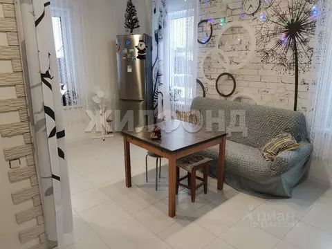 Дом в Алтайский край, Барнаул Параллельный проезд (52 м)