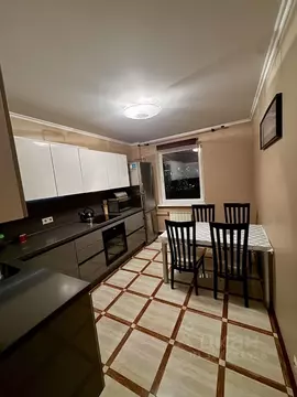 3-к кв. Москва Инициативная ул., 7к3 (92.0 м)