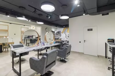 Помещение свободного назначения в Тюменская область, Тюмень ул. ...