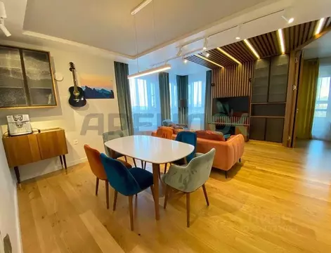 3-к кв. Санкт-Петербург Ушаковская наб., 1к4 (72.0 м)