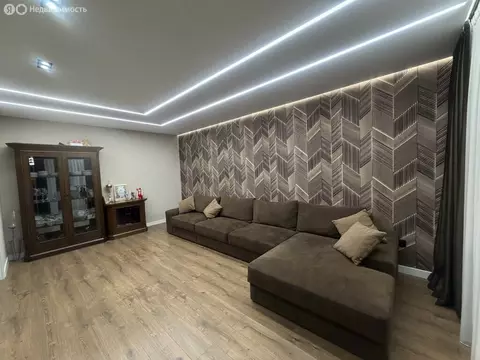 3-комнатная квартира: Владикавказ, улица Генерала Плиева, 19 (86 м)