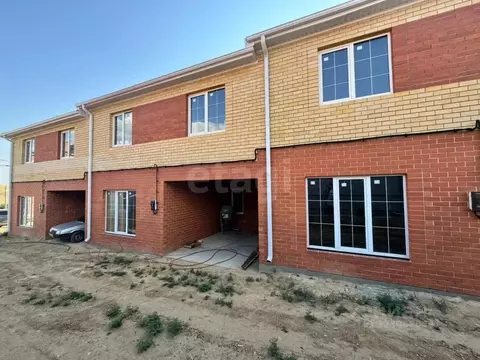 Таунхаус в Калмыкия, Элиста ул. Аккочкарова, 33 (117 м)