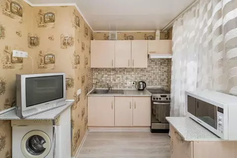 2-к кв. Тюменская область, Тюмень Военная ул., 15 (41.2 м)