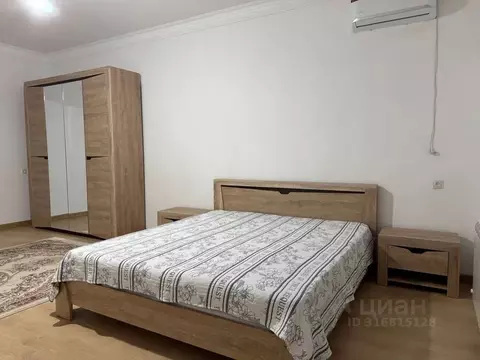 Дом в Дагестан, Избербаш ул. Ивана Ивановича Гоева, 4 (300 м)