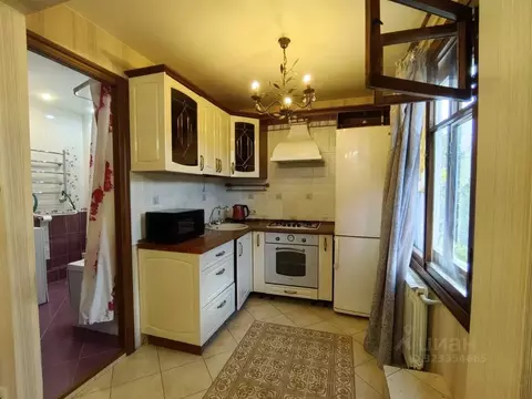 3-к кв. Волгоградская область, Волгоград пос. Ангарский, ул. ...